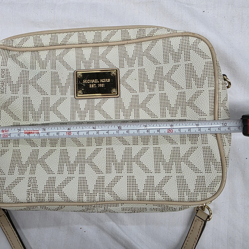 Michael Kors Cream Logo Crossbody Bag with Gold Hardware - Picture 8 of 9